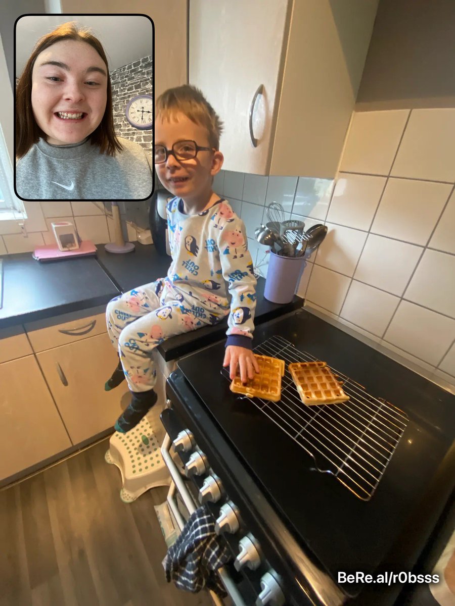 _robyyyyn_'s tweet photo. I’ve reached the age when meeting up with friends is at 7.30am and involves making waffles for breakfast with their kids before nursery.

Am I a real adult now? https://t.co/5ntELr1gGf