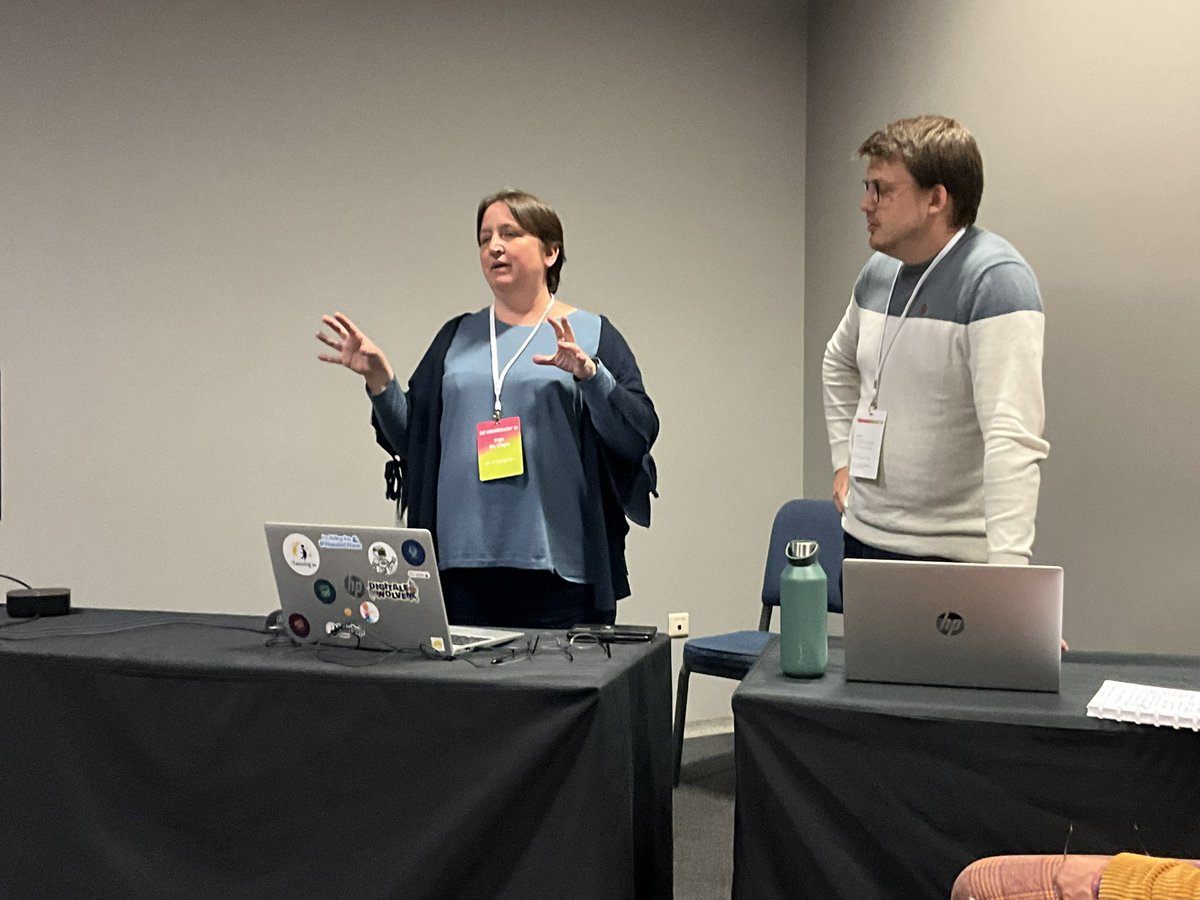 Workshop Digitaal transformeren op het Wendkracht10 congres van @GO_onderwijs : pedagogische en didactische visie en de vertaling ervan naar het beleid op scholengroep niveau.