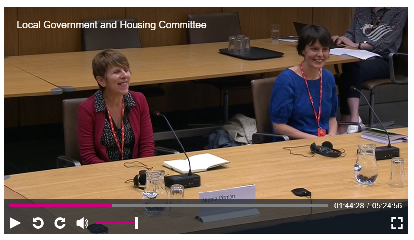 Amy Staniforth @CILIPinWales and Nicola Pitman @cdflibraries @LibrariesWales give compelling evidence on the direct and indirect value of #PublicLibraries @SeneddWales. Amazing advocacy for community impact - public libraries don't just stamp books: senedd.tv/Meeting/Archiv…