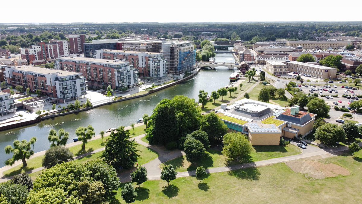 UkFromAbove's tweet image. Peterborough Fletton Quays
#peterboroughuk #peterborough #dronephotography #dji #FlettonQuays