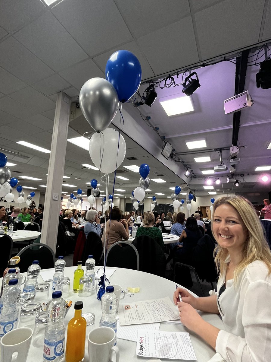 #IDM2023 #InternationalDayoftheMidwife #CelebrateNWIDM23 Great to present our #digital journey with <a href="/Kerrylj99/">Kerry Jones</a> and Wendy <a href="/WHHNHS/">WHH 🏥</a> <a href="/WHHDigital/">WHH Digital Services</a> <a href="/mvpwhh/">Warrington & Halton Maternity Voices Partnership</a> 
Love working with midwives and great to have Lisa with us from MVP