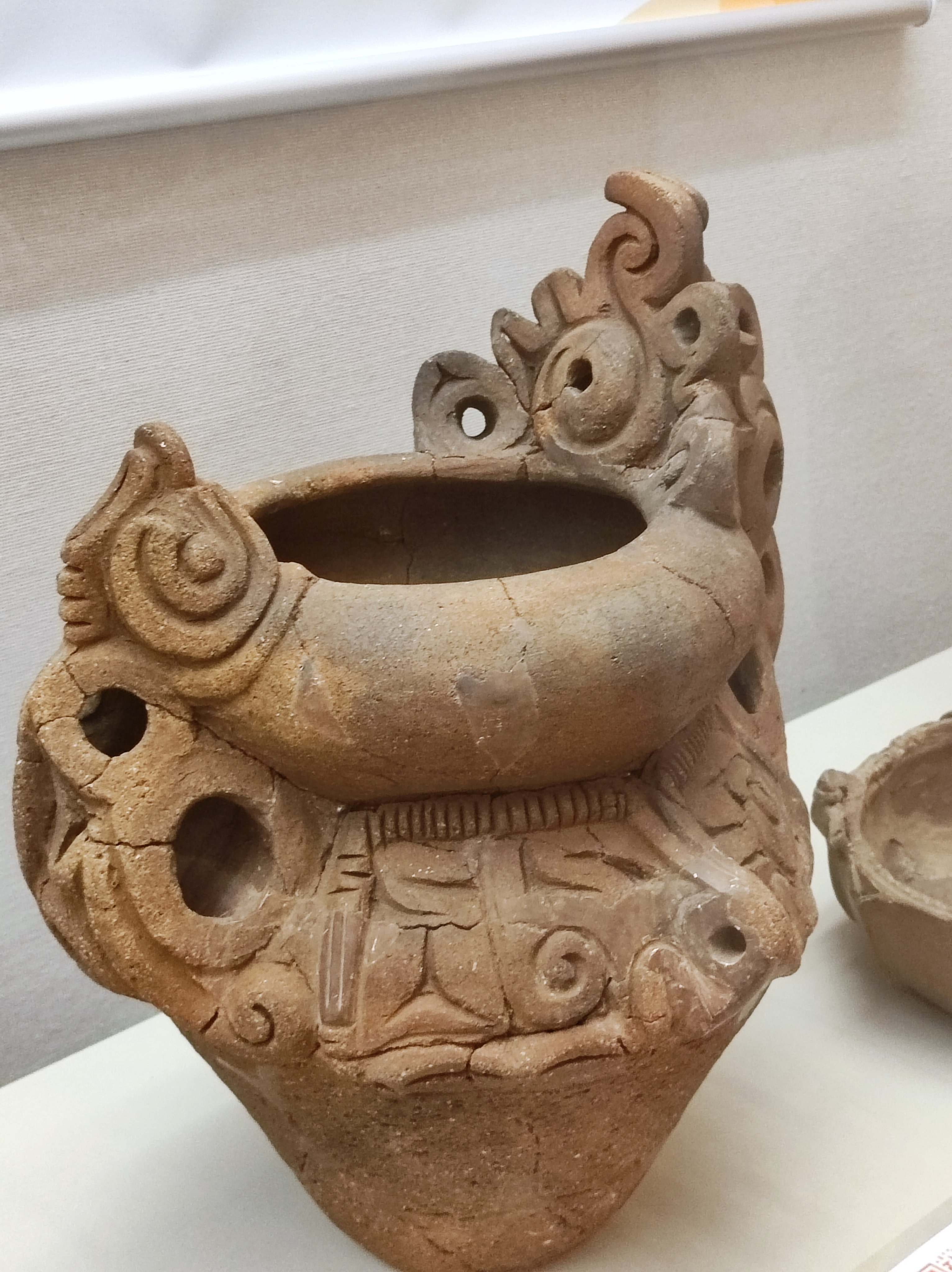 凄!!希少■異形  縄文土器 ヘンテコな形の縄文土器（異形土器）が、千葉県松戸に大集合