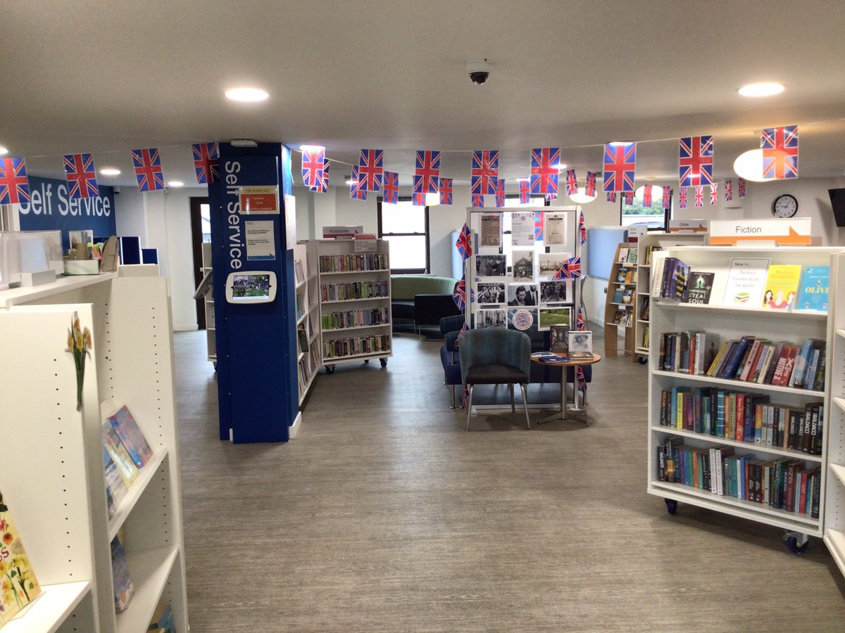 bnes_libraries's tweet image. We’ve got the bunting up &amp;amp; the TV ready to go at #MidsomerNortonLibrary come and enjoy the Coronation Day with us tomorrow from 9.30am until 1pm. Crafts &amp;amp; recycled garden making fun to be had!#BnesLibraries #LibrariesLive 👑🪴👑