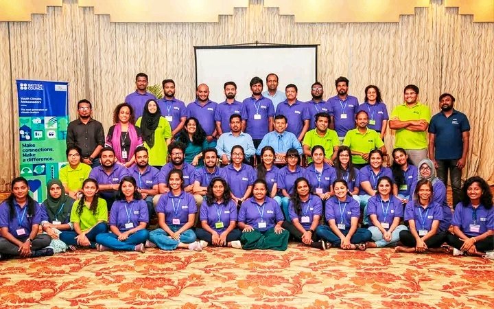 AsmathHameedu's tweet photo. Youth Climate Ambassadors Sri Lanka (YCA) is a British Council Sri Lanka’s youth network of community climate leaders and activists.
#BritishCouncil #Earthlanka #YCA
#ClimateChangeChallenges #climateaction #youthclimateambassadors https://t.co/fclwLIFpLM