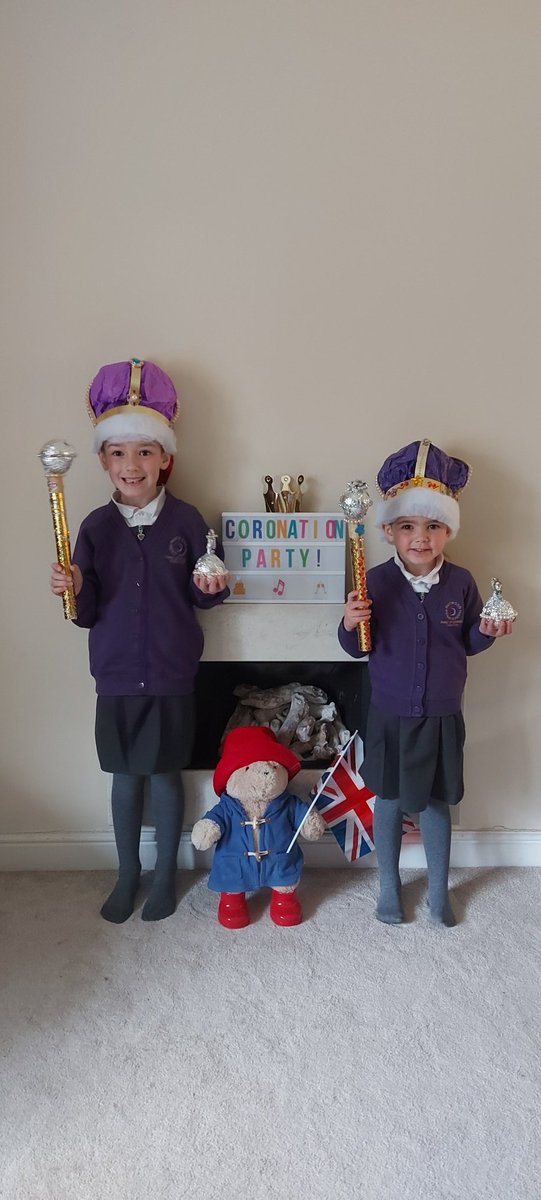 GemmaPerryBark1's tweet photo. Coronation picnic party ready! 🥳🎉👑🇬🇧 @OPA_LG @OPALG_2P2223 @OPALG_RHO2223 #Coronation #crowncompetition #Picnic https://t.co/0cqlVpO7MC