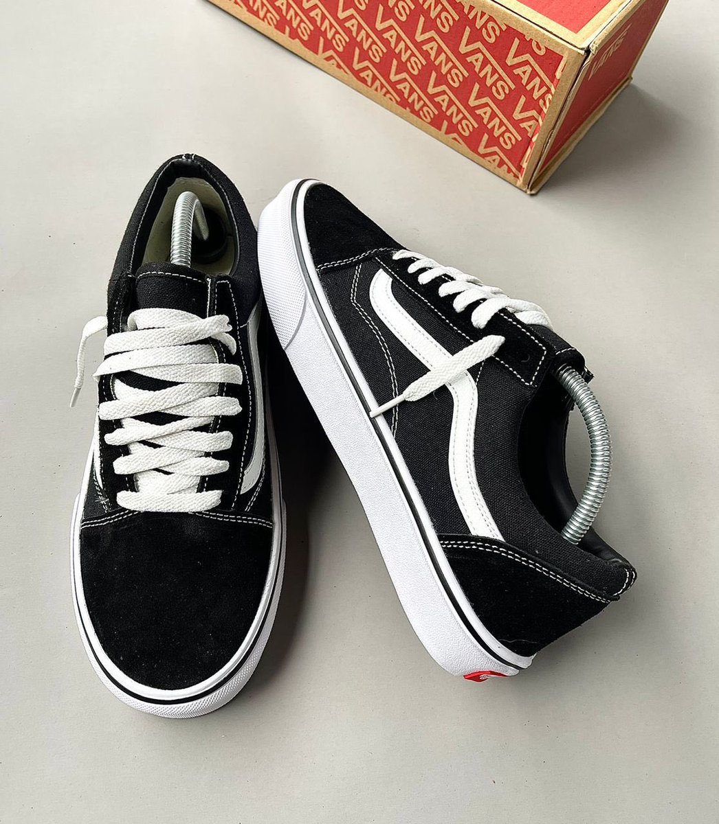 Vans Off The Wall ’Black/White’💨* 

Sizes 40-44 available ‼️

*Price: N28,000

‼️ Layi Sabinus Naples Martial #BHAMUN Brighton Victor Osimhen ‼️