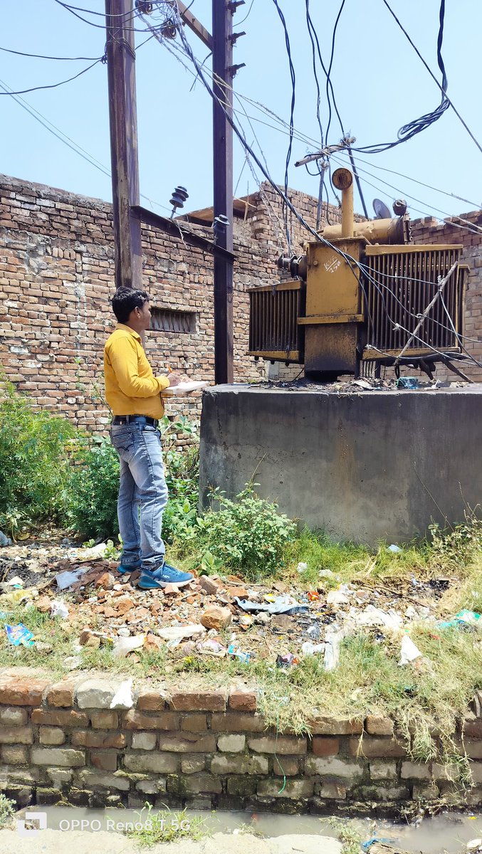 Load inspection and site maintenance 250 kva
 Gadda mohalla mirhachi Etah.
Load R-190, Y-177, B-181, N-25.
No LT protection.

LT cable radiator touch.
LT cable insulation damage.
<a href="/aksharmaBharat/">A K Sharma</a> <a href="/ChiefSecyUP/">S.P. Goyal, Chief Secretary, GoUP</a> <a href="/dvvnlhq/">Dakshinanchal Vidyut Vitran Nigam Limited</a> <a href="/MDDVVNL/">MD DVVNL AGRA</a> <a href="/UPPCLLKO/">UPPCL</a> <a href="/mduppcl/">MDUPPCL</a> <a href="/e_aligarh/">E.E W/S Aligarh</a> <a href="/EMofficeUP/">Energy Minister Office UP</a>