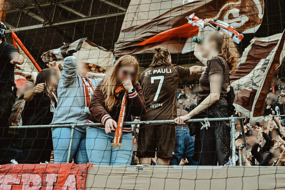 UltraFCSP2002's tweet photo. Unsere Fotos vom Heimspiel gegen Bielefeld sind online:
#fcsp #südkurve #fcspdsc
https://t.co/H1OdjNnfom https://t.co/2n74XPmDfG