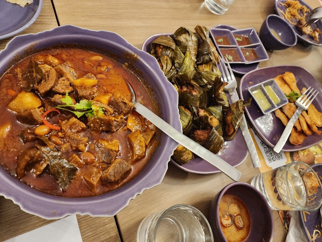 I'm at Nara Thai Cuisine molito in Muntinlupa, Metro Manila swarmapp.com/c/bvDqFd0B8jv