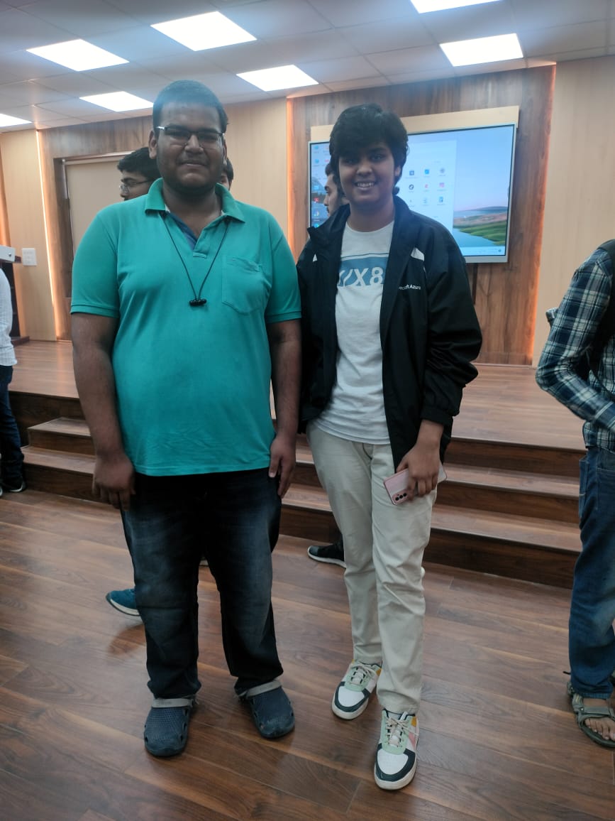 iParth_23's tweet photo. Got to know many things about Azure from the best mentors @VilsiJ @the_bhatra & thanks to them to giving helpful tips and advice
@Azure #azuredevday #azuredevdayjaipur #devdayjaipur #Azure @Reskilll #reskill https://t.co/6nbqU15Y6m