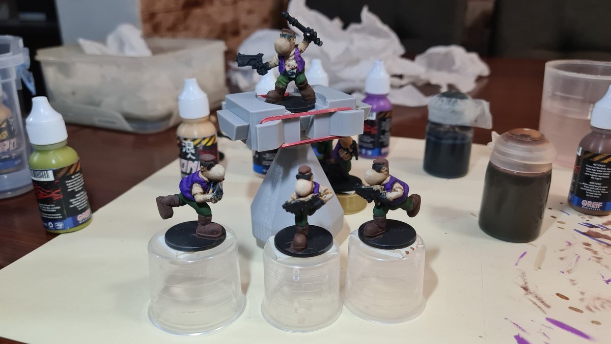 bowser_1982's tweet image. Noche de miniaturas
Creo vamos avanzando de a poquito pero ahí va
La última foto va a ser un tirototote Sgt. VS Sgt.
#AJugar
#Fanhunter Urban Warfare
#PintandoMinis
@FanhunterMX
@fanhunterworld
@FhResistencia