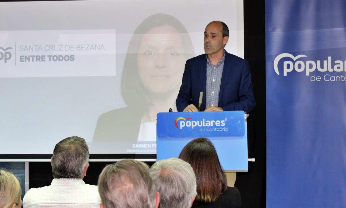 pp_bezana's tweet photo. En la noche de ayer tuvimos la oportunidad de presentar al equipo que respalda a nuestra candidata Carmen Pérez Tejedor.
Contamos con la presencia de vecinos, amigos, familia, compañeros del partido…
¡Una gran presentación para un gran equipo! https://t.co/wqsJUaHfg0