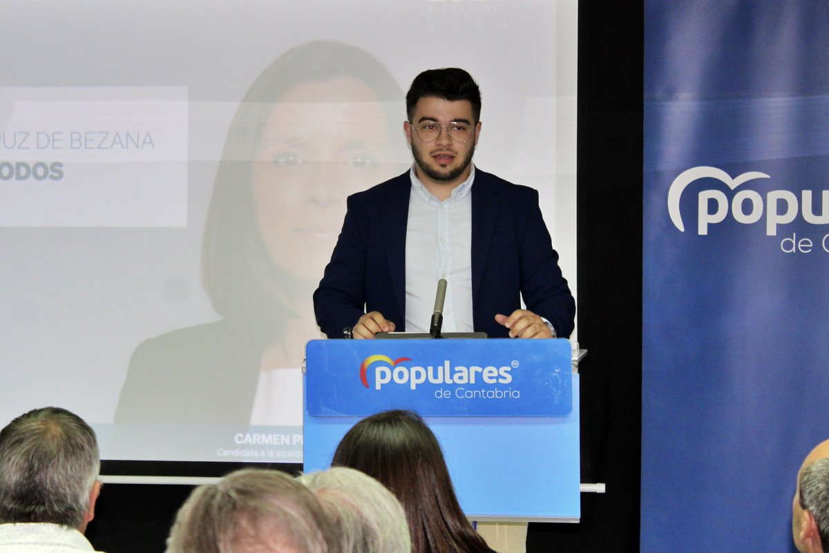 pp_bezana's tweet photo. En la noche de ayer tuvimos la oportunidad de presentar al equipo que respalda a nuestra candidata Carmen Pérez Tejedor.
Contamos con la presencia de vecinos, amigos, familia, compañeros del partido…
¡Una gran presentación para un gran equipo! https://t.co/wqsJUaHfg0