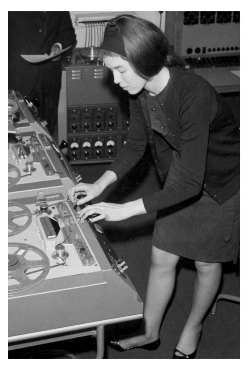 anton newcombe tweet media