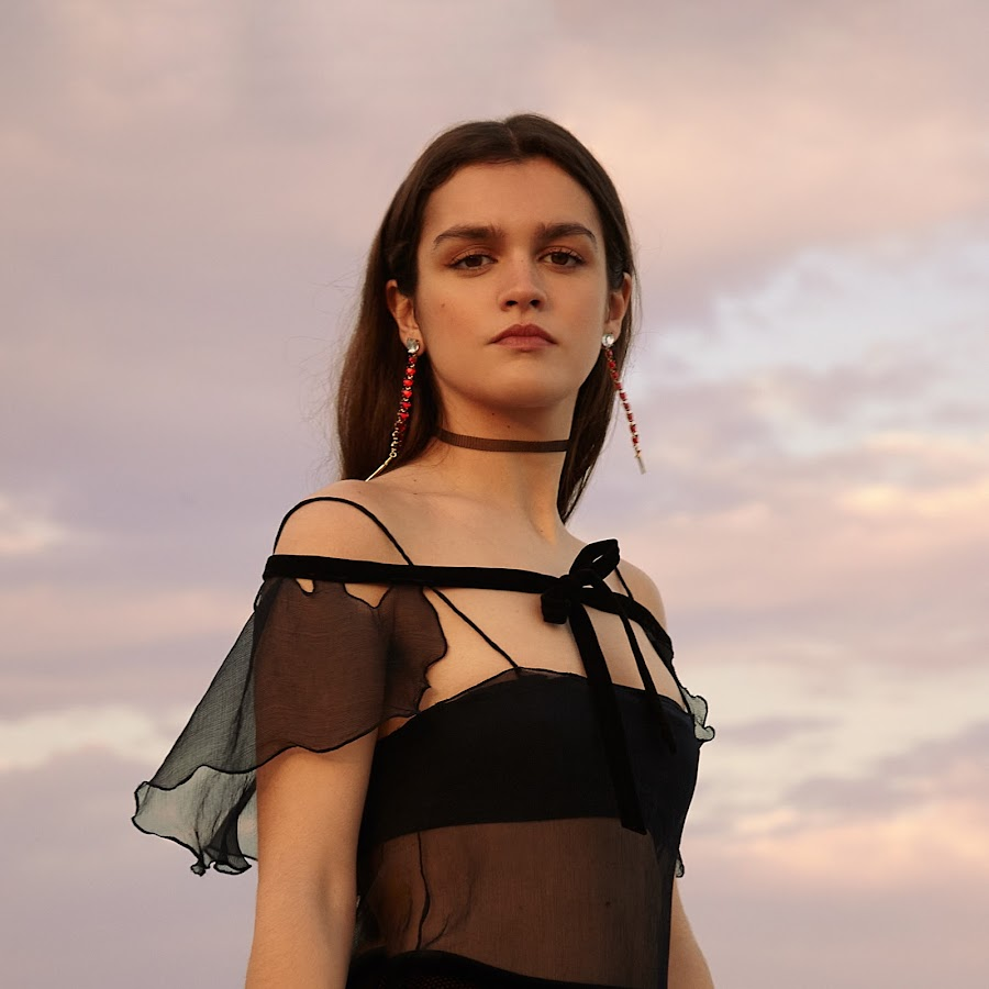 OT24h's tweet photo. EncuestOT 📊

Imagínate que vuelves a vivir la final de #OT2017...
¿A quién votarías como ganadora?

RT 🔄 AITANA OCAÑA
MG ❤️ AMAIA ROMERO https://t.co/7zPGB6Dgjw