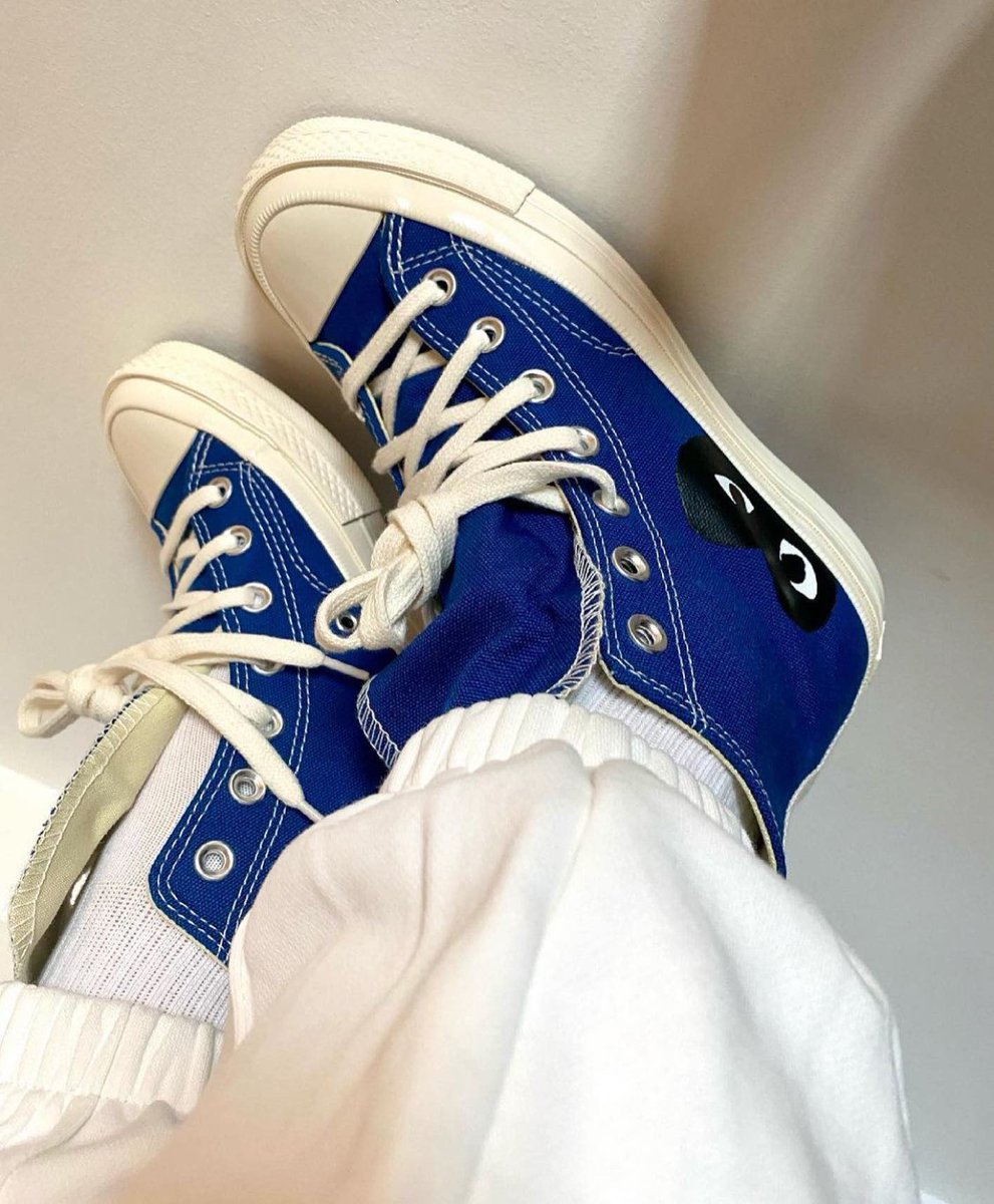 CaminoTV's tweet photo. La Converse x CDG « Blue Royal » 💙 

Lien https://t.co/I53vBK2VhI https://t.co/K7thRG99KW