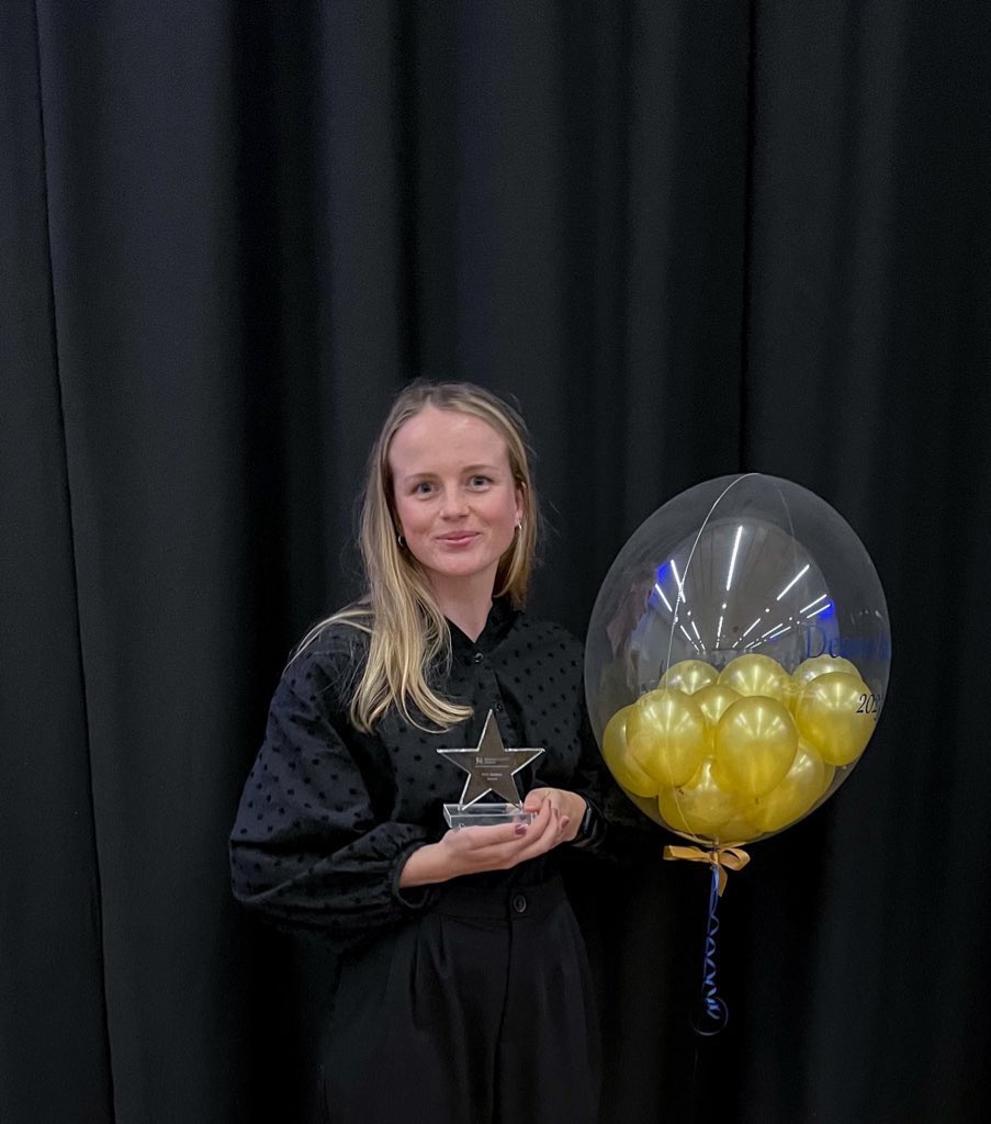 As I near the end of my time at BCU (after starting as an undergrad back in 2015!) , I am thrilled to have received the Dean’s Award for Postgraduate Research Student 👩🏼‍🎓 #iambcu <a href="/MyBCU/">Birmingham City University</a>