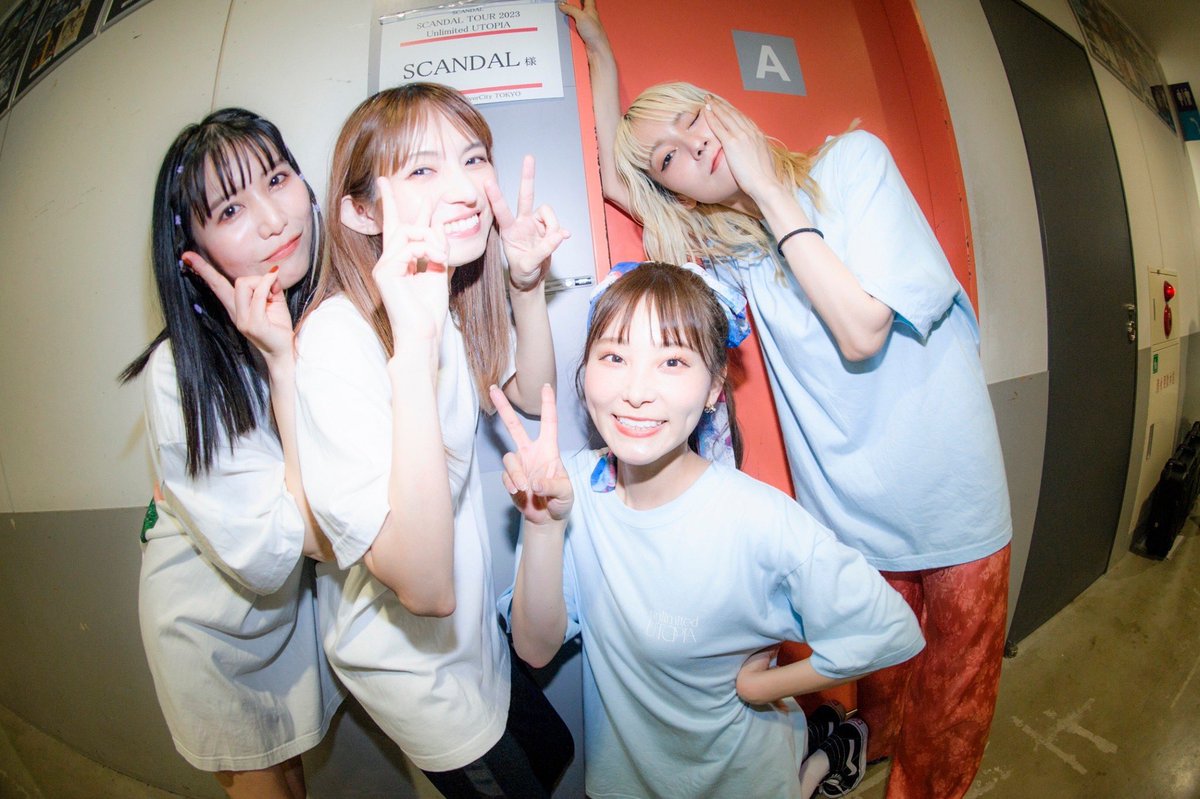 5630Naoki's tweet photo. 東京ファイナル最高すぎたけど
大阪で公演の
line of sight→EVERYBODY SAY YEAH→
瞬間センチメンタル
会わないつもりの、元気でね→エレキトリックガール→standard
このひたすらイジメ抜くセトリ好き🌟
#SCANDAL__UU https://t.co/tKO489gx4g