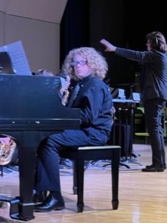 Friday Feature- congratulations to MRM's very own Ethan Parry-Benedict.
Ethan was the only Liverpool student to play in the All County Jazz Band at the Festival this year.
Great work, Ethan! <a href="/LCSDOfficial/">Liverpool CSD Official - New York State</a>
<a href="/LCSDFineArts/">LCSD Fine Arts</a> #MRMTeachers