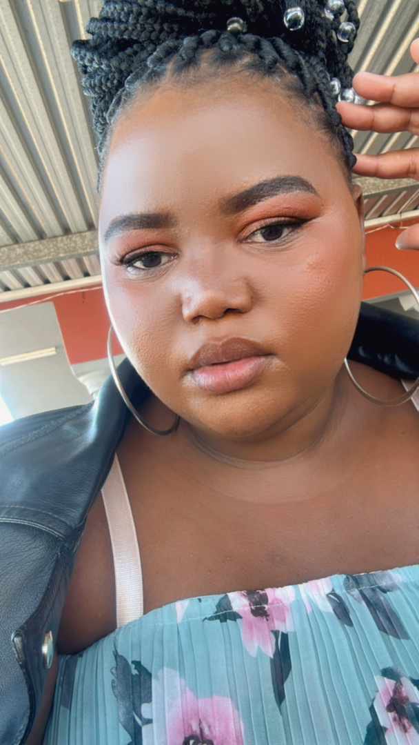 ewnreporter's tweet image. Early last month a 26-year-old woman Noxolo Khumalo, unknowingly drove into this massive sinkhole and died. #KZNmonths @_NMabaso