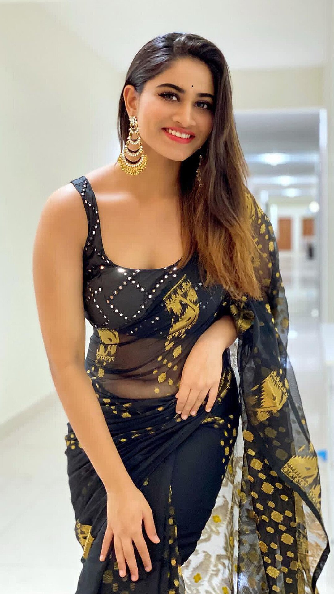 FvWk6phagAI3Ji3?format=jpg&name=large