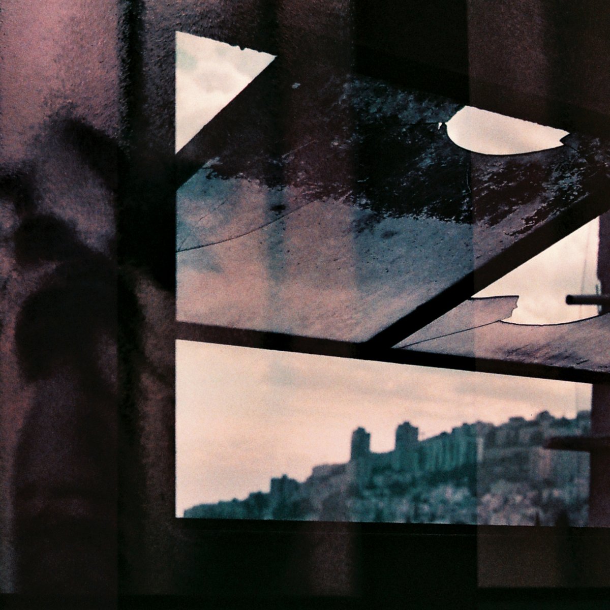 larkspur - the new single from <a href="/dorsalmusic/">dorsal</a> is streaming now! 

The 2nd single ahead of the new album coming later in the year. 

Listen at: kycker.ffm.to/larkspur