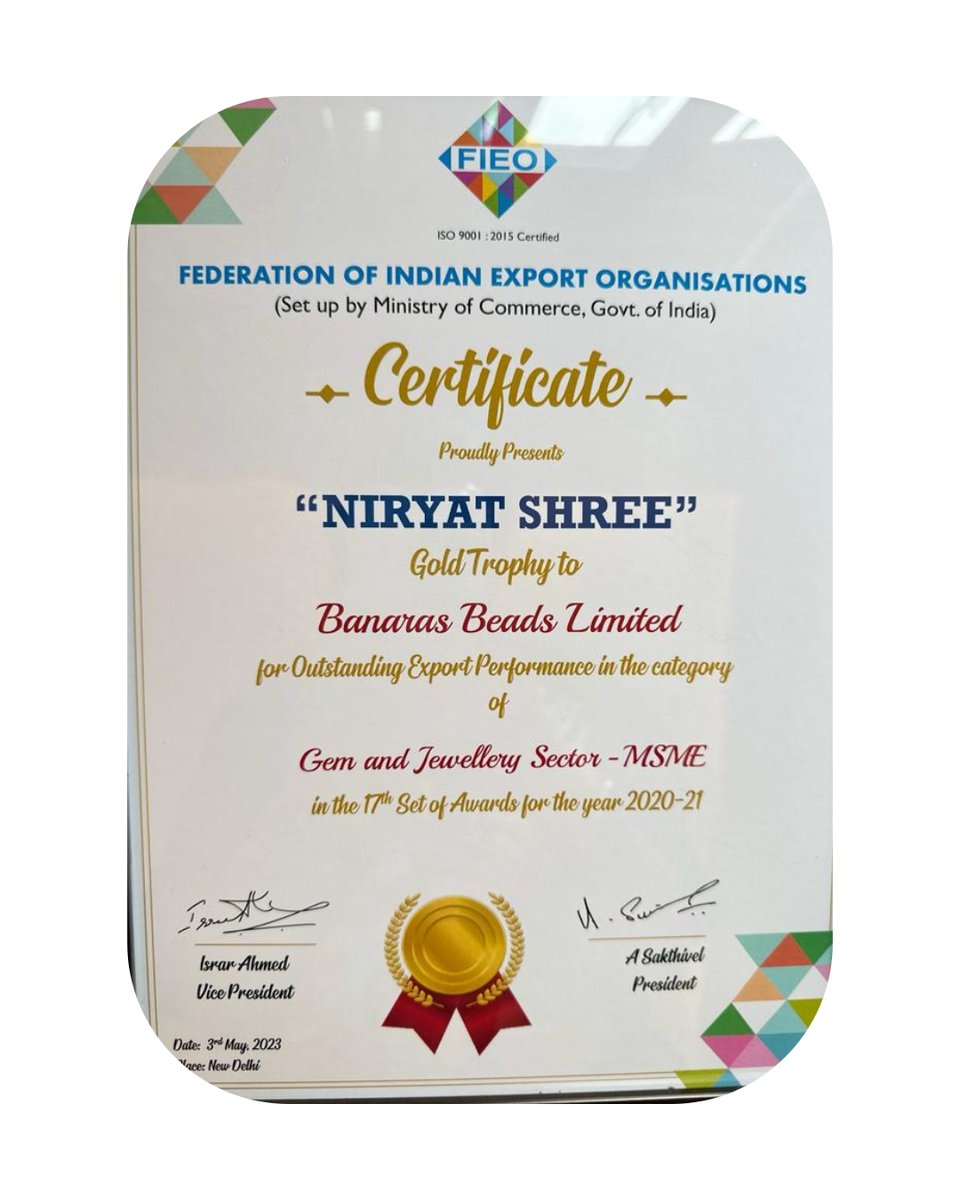 DeLemon15's tweet photo. Banaras Beads Limited received the "Niryat Shree &amp; Niryat Bandhu" Gold Trophy, The award was given by the Hon'ble Minister of Textiles, Shri Piyush Goyal, on behalf of the Government of India.
#BanarasBeadsLimited #exportperformance #MSME #NiryatShree #NiryatBandhu #awards #FIEO https://t.co/p9Rkzl6vLm