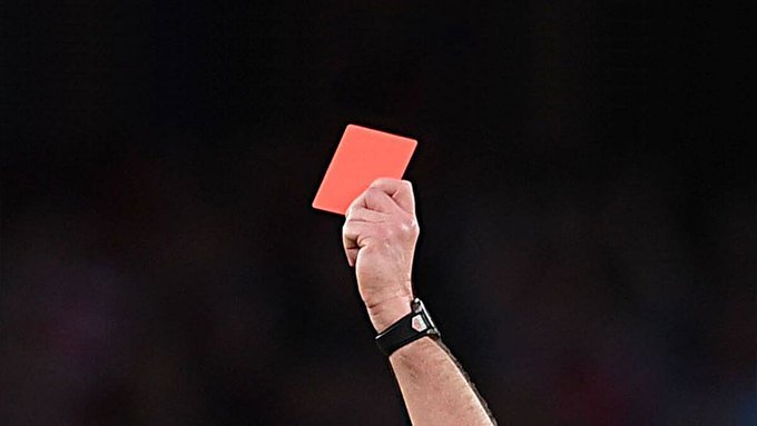 Suspendus GW 369 🟥

🇩🇪 Goretzka
🇩🇪 Itakura
🇩🇪 Karazor
🇩🇪 Martel
🇩🇪 D. Leite
🇩🇪 Akpoguma
🇩🇪 Sunjic
🏴󠁧󠁢󠁥󠁮󠁧󠁿 Mitrovic 
🏴󠁧󠁢󠁥󠁮󠁧󠁿 Holgate
🇮🇹 Paredes
🇮🇹 Celik
🇮🇹 Pickel
🇮🇹 Quagliata
🇮🇹 Pinamonti
🇮🇹 Martinez Quarta
🇮🇹 Singo
🇮🇹 Bradaric
🇮🇹 Amione
🇪🇸 Unal
🇪🇸 Carvajal
🇪🇸 Aidoo
🇪🇸 Herrando
🇪🇸 Galan