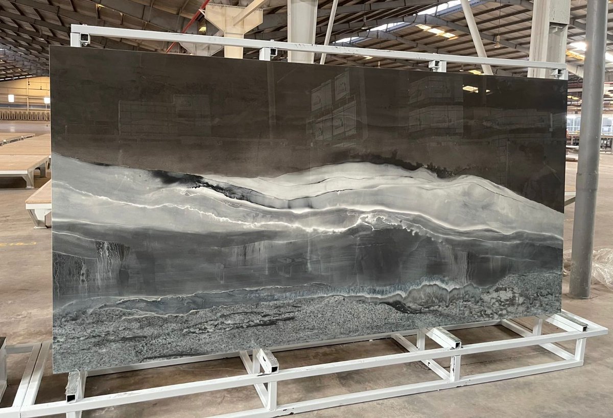 vastastone's tweet image. Discover slab-ulously beautiful sintered stone products from Vasta Stone. Our skilled craftsmen create works of art that make a powerful statement, enhancing the beauty of your space. #VastaStone #SinteredStone #MadeInVietnam"