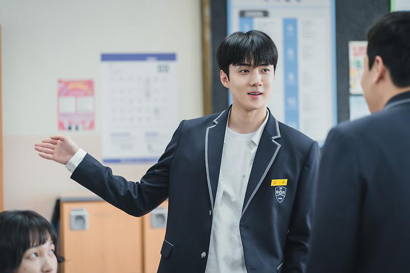 OH SEHUN INDONESIA tweet media