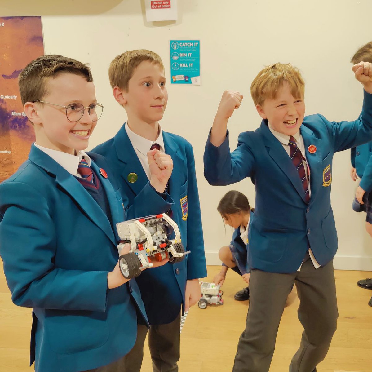 SaintNicksSch's tweet photo. Happiness isβ¦. your Lego Rover winning the space race at the STEM Centre! #StNicksMiddle #StNicksTrips #StNicksCS https://t.co/jWgcFjSeiu