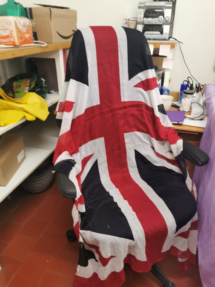 sarah_atkin's tweet image. @StPetersYork @stpeters2_8 @stpeters8_13 Gail made us a coronation breakfast in the laundry this morning #KingCharlesCoronation #vipbreakfast #gettinginthespirit