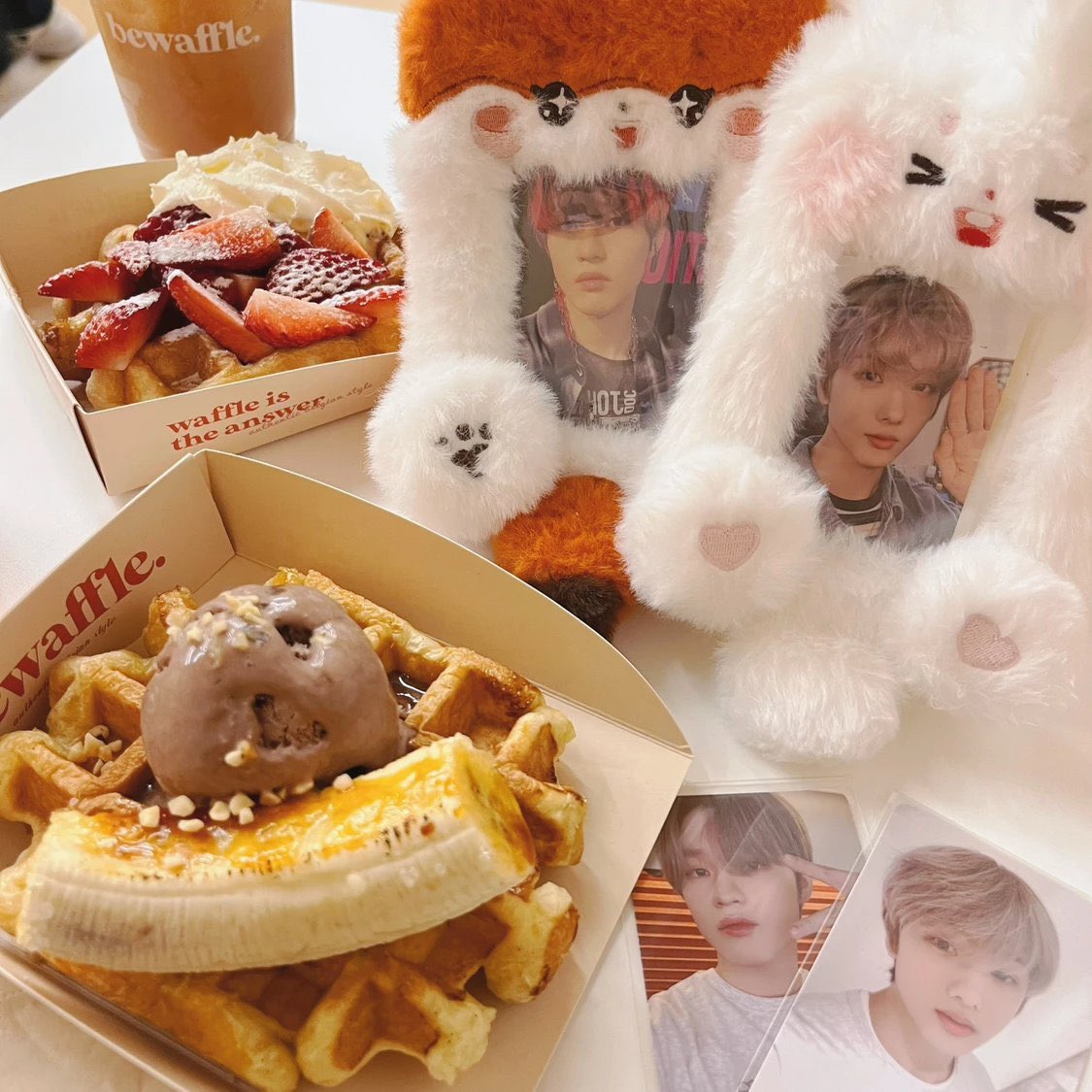 nctsogoods's tweet photo. (Pre-order) Rabbit x Fox - Card Holder 🐰🦊

• Card Holder 228฿
• Card Holder + Keyring 258฿

💛รวมค่าส่งกลับไทย, ภาษี
📮ค่าส่งในไทยเก็บรอบที่ 2
❌ ปิดรับ 15 มิ.ย. หรือจนกว่าสินค้าจะหมด

🛒 รายละเอียด/สั่งซื้อ: https://t.co/MbiIv78OYX

สอบถามเพิ่มเติม DM
#ตลาดนัดnct https://t.co/99WQuSnaCq