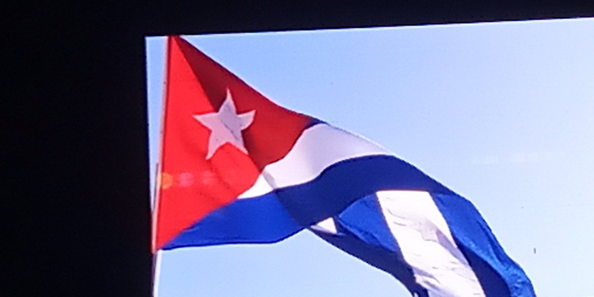 #1roDeMayo #1roConCuba #Cuba #ALaPatriaManosYCorazón <a href="/ElbaRosaPM/">Elba Rosa</a> <a href="/SANTANACITMA/">JOSE FIDEL SANTANA NUÑEZ</a> <a href="/OGAmbienteCuba/">Odalys Caridad Goicochea Cardoso</a> <a href="/EddyLpezValds1/">Eddy López Valdés</a> <a href="/IleanaSaborit/">Ileana Saborit</a> <a href="/OCitma/">ORSA</a> <a href="/cnap_snap/">Centro Nacional de Áreas Protegidas</a> <a href="/Programa_BCF/">Programa Nacional de Ciencia y Técnica</a> <a href="/MINSAPCuba/">Ministerio de Salud Pública de Cuba</a> <a href="/unep_espanol/">Programa ONU Medio Ambiente</a>