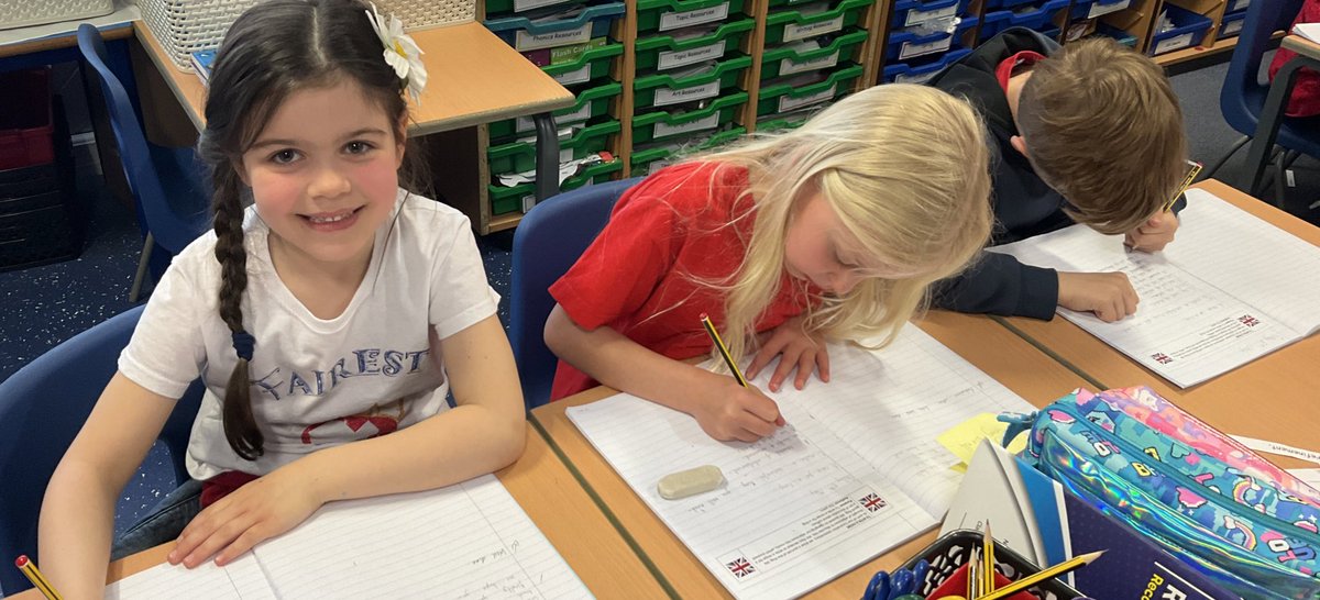 MrsKohlersClass's tweet photo. We are writing our own recipe for a King using lots of qualities we think will make a wonderful King. We have been learning about using suffixes and have used them in our work this morning. 
@LT_Trust https://t.co/DVBjatetfa