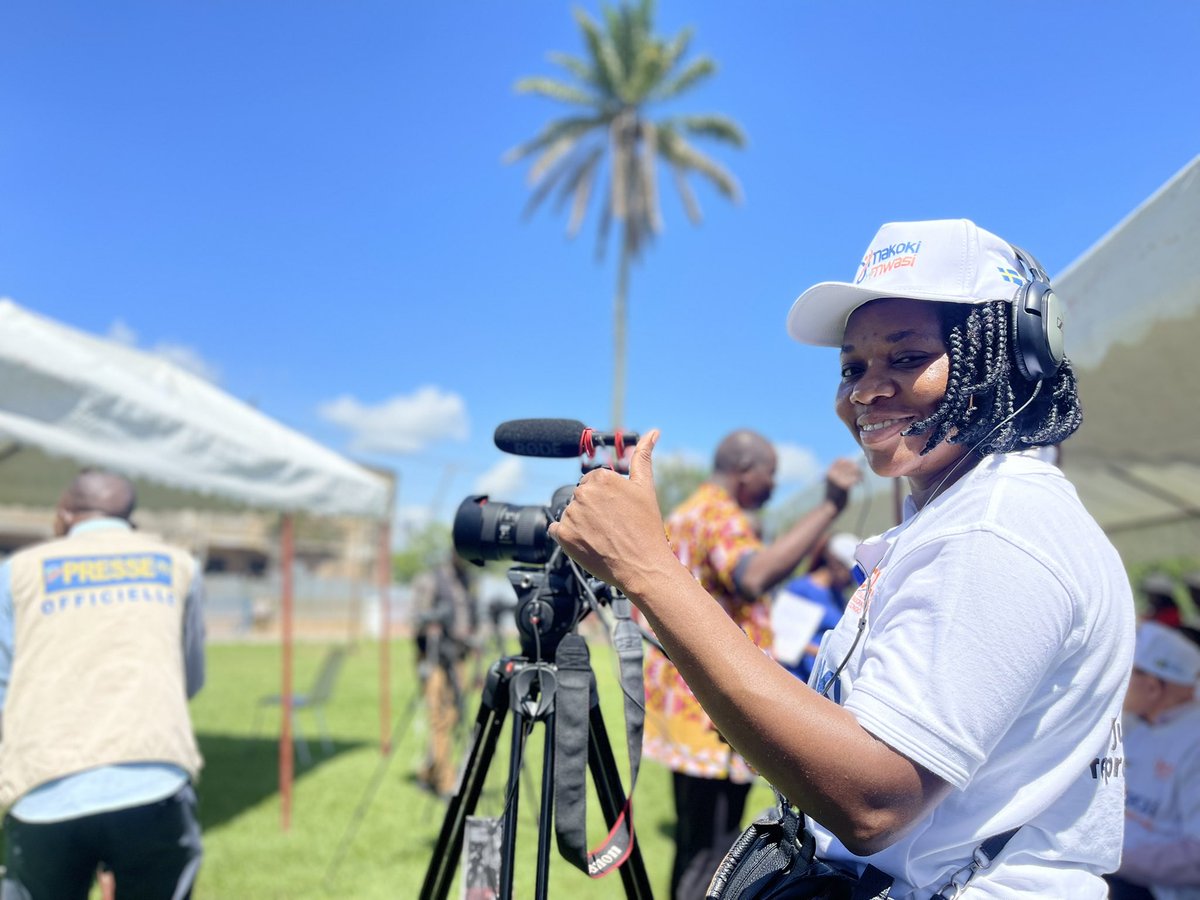 MakokiYaMwasi's tweet photo. #HappeningNow tournage de l’émission #MwasiYaBwanya à la Mairie de #KISANGANI autour des #DSSR et la vulgarisation du #MaputoProtocole. Live👉🏽 @rtncofficielle1 /#Kisangani 103:0 FM || @MakokiYaMwasi https://t.co/UicJldJy2Y
