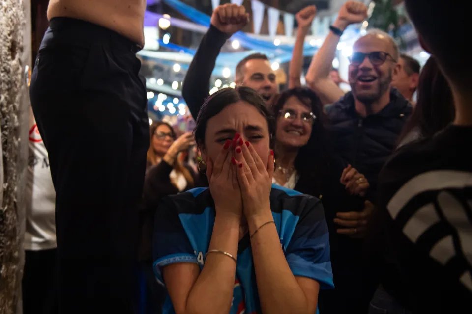 asianconnect_'s tweet photo. For the first time in 33 years, Napoli have won #SerieA. With a draw against Udinese on Thursday, #Napoli clinched the title with five games to play.

Photo credits: Ivan Romano/Getty Images https://t.co/ZIo8HWEtug