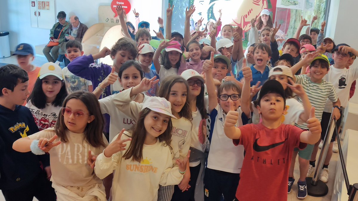 FET_Ov_Manolo's tweet photo. Ya estamos en @museodealtamira y comenzamos la visita, parece que vamos a descubrir cosas muy interesantes... @FET_Oviedo https://t.co/FJrnusOZO2