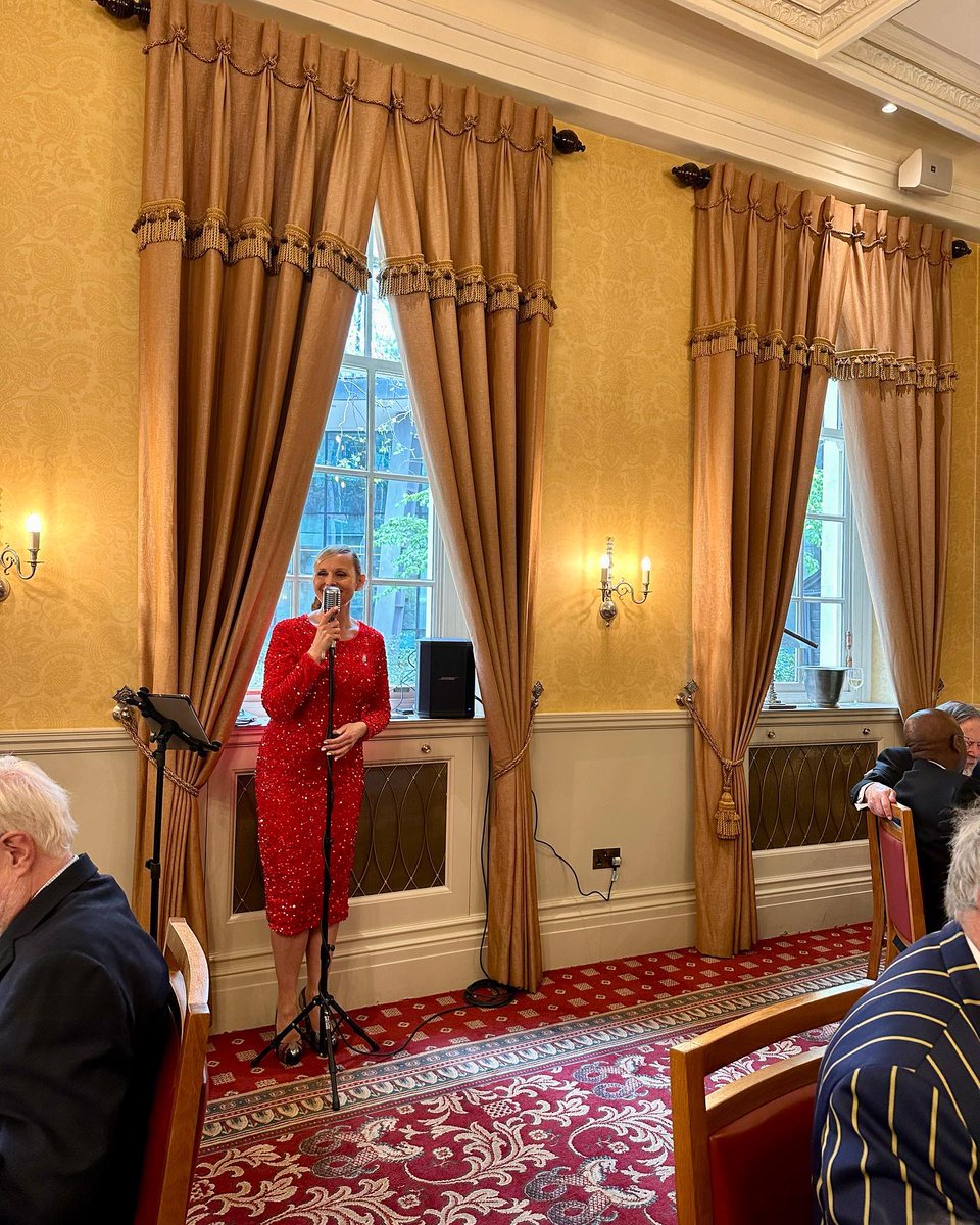 Pewterers' Hall tweet media