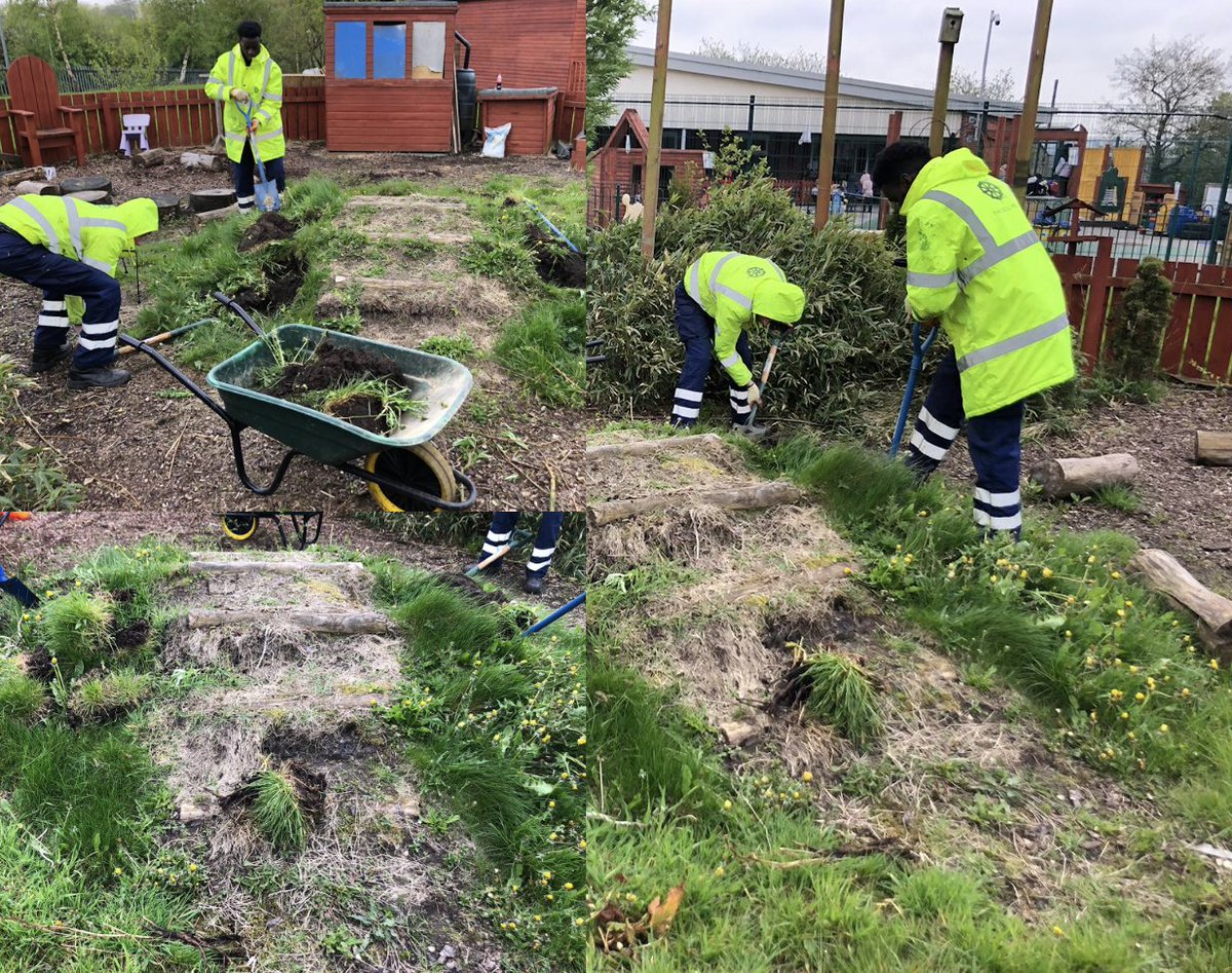 The team from @SkillMill_Rdale have been back at @KentmereAcademy, digging out a mound in the planting garden. A brilliant place for students at the academy to spend time #outdoors. @RochdaleCouncil @RCTrochdale @TPoldroch @GMPRochdale @officiallydale @CRTNorthWest #rochdale