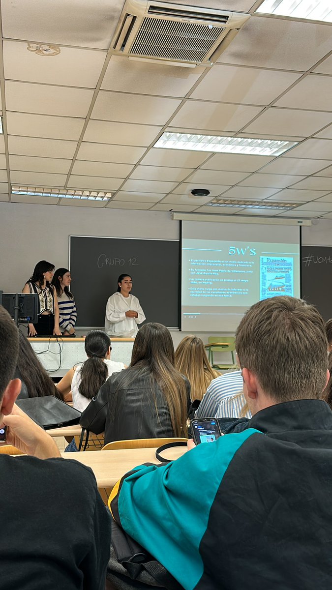 Maria_av02's tweet photo. Periódico expansión 
#ucmtecnologia https://t.co/KDbAjHAYhS