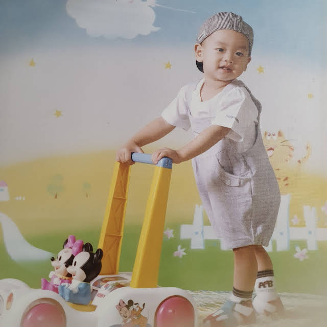 ravngers9's tweet photo. [pls9ravn] #RAVN YouTube Community Update 230505🌹   

"🌹🔥 Children's Day ✌️"

#레이븐 #レイブン https://t.co/I7lGesd72L