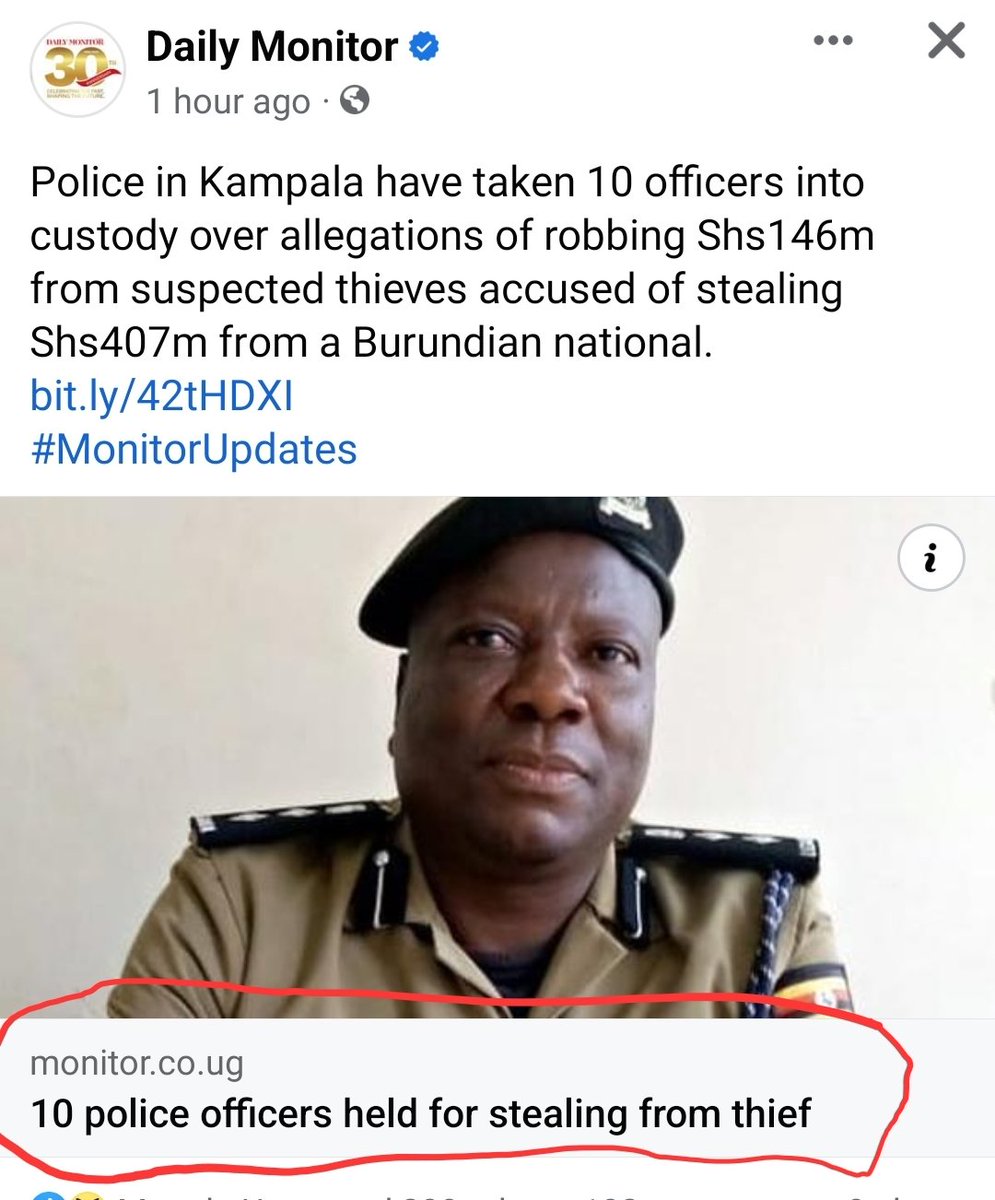 HEBobiwine's tweet photo. You can imagine, Police officers stealing from thieves! https://t.co/2p8nMCJqlU