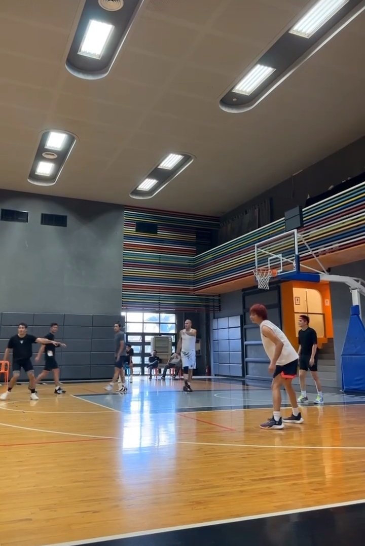 JulieAlvarez's tweet photo. Training day🏀 #RoNiel
@iamr2alonte @imdanielpadilla https://t.co/Cra5HJNktX