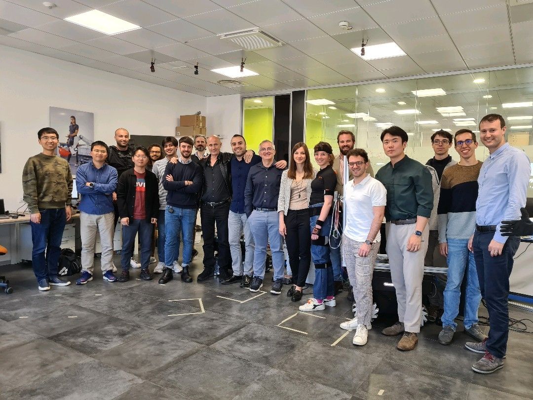 On Wednesday at <a href="/IITalk/">IIT</a> we successfully hosted the Kick-off Meeting of the LABORIUS project funded by INAIL (BRIC). Along with <a href="/SapienzaRoma/">Sapienza Università di Roma</a>, <a href="/unitorvergata/">Università di Roma Tor Vergata</a> and <a href="/unimessina/">Università degli Studi di Messina</a> we are developing a mobile collaborative platform to assist and physically support workers with  (1/2)
