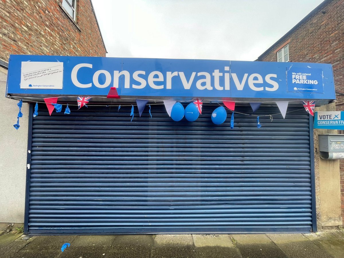 A very reflective image for the day. 

Follow our live blog for all the latest updates on the #LocalElections2023  

thenorthernecho.co.uk/news/23500120.…