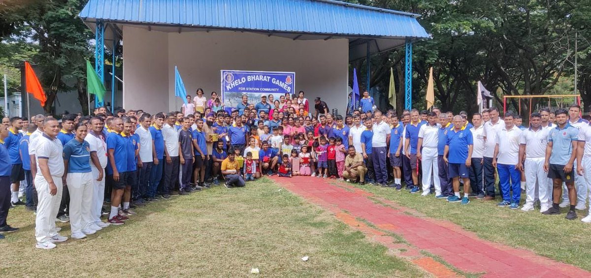 IN_Chilka's tweet photo. As part of the #Kheloindia and #FitIndiaMovement, #IN_Chilka organised various games for Ship’s Coy, Defence Civilians, DSC personnel and their families to strengthen the sports ecosystem and camaraderie.  
#जितनी_कठिन_लड़ाई_उतनी_ही_मीठी_जीत
@HQSNC
@IndiannavyMedia https://t.co/ZKbCtbMrh3