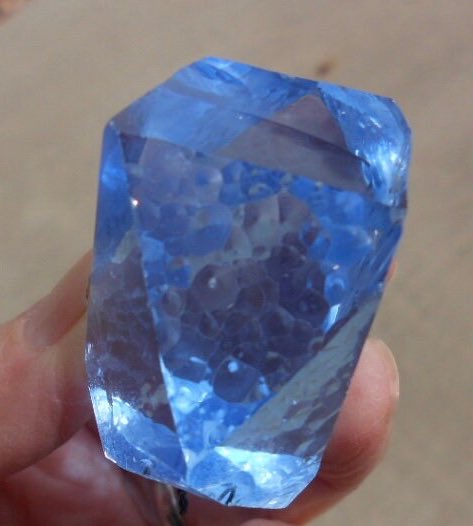 RockLadyRocks's tweet image. 25% off at my #etsy shop: Rare SIBERIAN #BLUEQUARTZ Crystal*329 carats*65.9 grams*2.3 ounces*41 mm X 47 X 25* #Cobalt Stimulates #ThirdEye #crystals etsy.me/42ebnbK