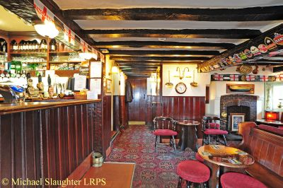 Every month, the group publishes a bulletin, updating CAMRA members on heritage pub news, including closures, re-openings &amp; conservation information.   
📖Read the latest bulletin here: tinyurl.com/4meycfex
📷Catch up with previous updates here: pubheritage.camra.org.uk/bulletins