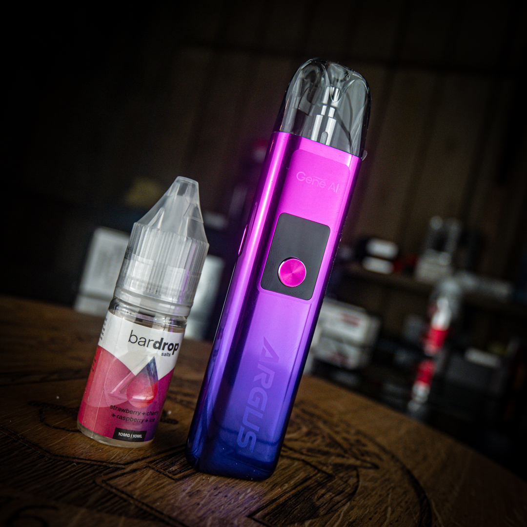UKVaping101's tweet photo. 😍 VooPoo Argus G Loving This Colour 😍
Gonna try that Bar Drop Salts
VooPoo Argus G Pod Kit is a powerful device designed for both beginners and advanced vapers. It has a built in 1000mAh battery
#voopoo #bardrop https://t.co/UHAKCIxWzZ